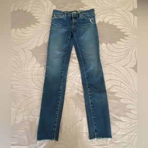 AG blue jeans size 26R fitted soft